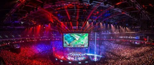 而在这场与 而在这场与